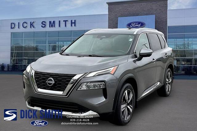 2023 Nissan Rogue Platinum FWD photo