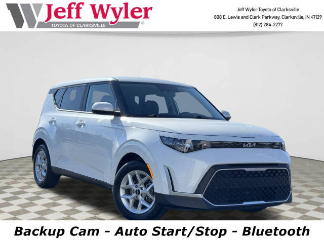 2023 Kia Soul LX FWD photo