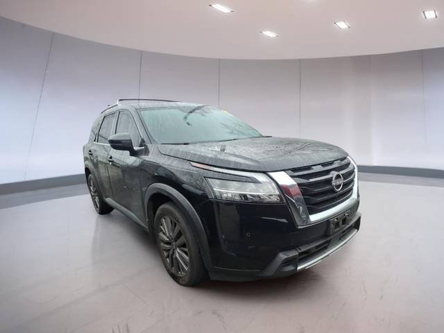 2023 Nissan Pathfinder SL 4WD photo