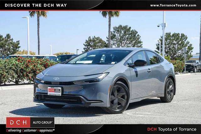 2023 Toyota Prius LE FWD photo