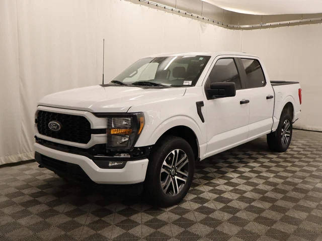 2023 Ford F-150 XL 4WD photo
