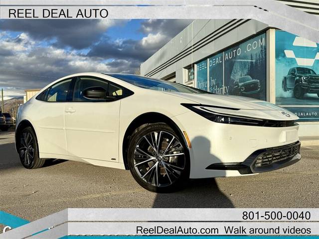 2023 Toyota Prius XLE AWD photo