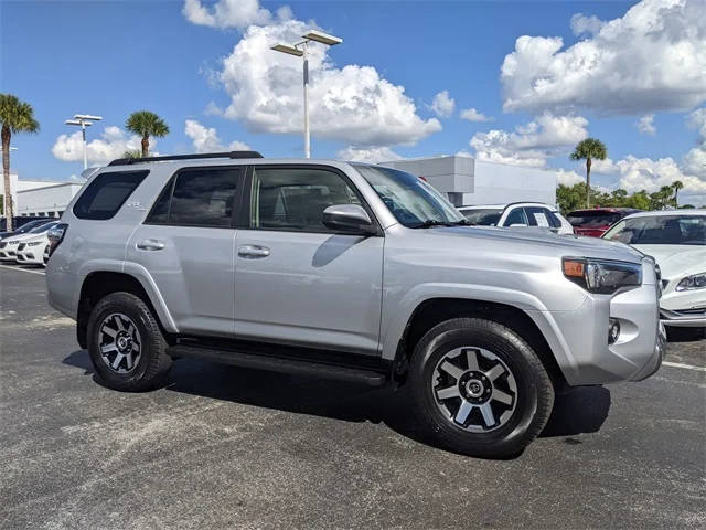 2022 Toyota 4Runner TRD Off Road 4WD photo