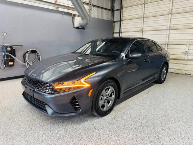 2021 Kia K5 LXS FWD photo