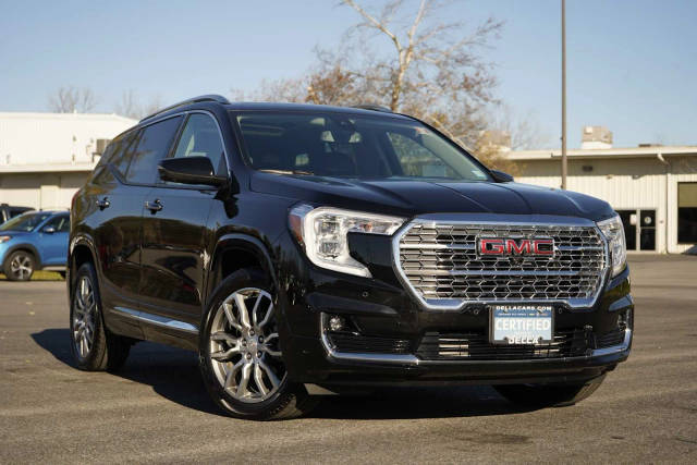 2023 GMC Terrain Denali AWD photo