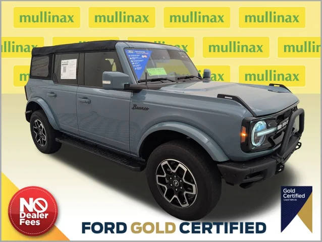 2023 Ford Bronco 4 Door Outer Banks 4WD photo