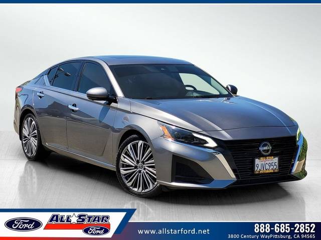 2023 Nissan Altima 2.5 SL FWD photo