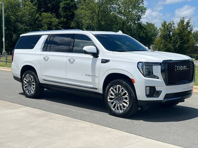 2023 GMC Yukon XL Denali Ultimate 4WD photo