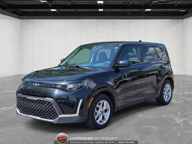 2023 Kia Soul LX FWD photo