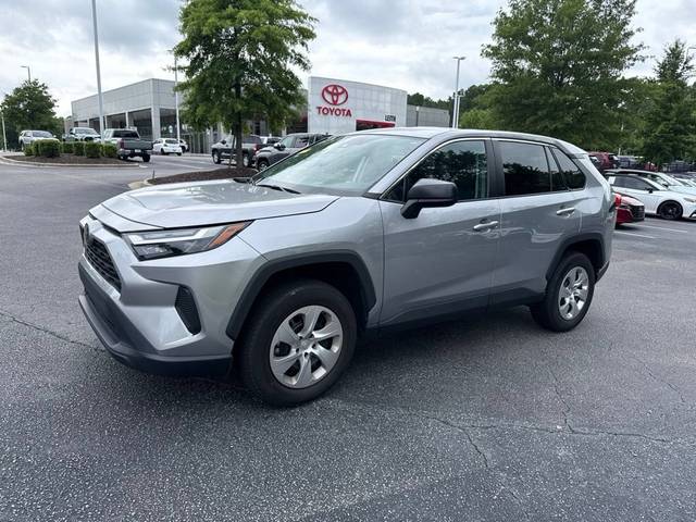 2023 Toyota RAV4 LE FWD photo