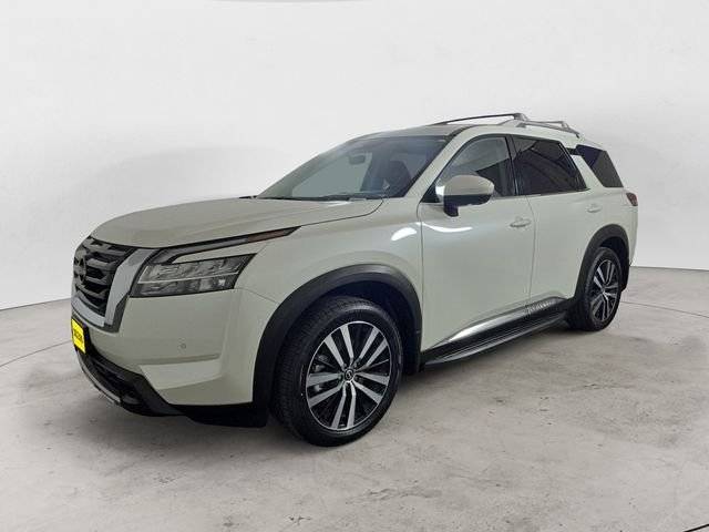 2023 Nissan Pathfinder Platinum 4WD photo