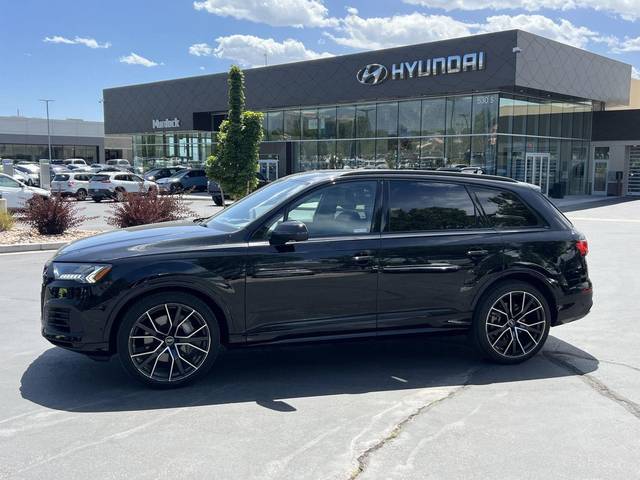 2023 Audi Q7 Prestige AWD photo