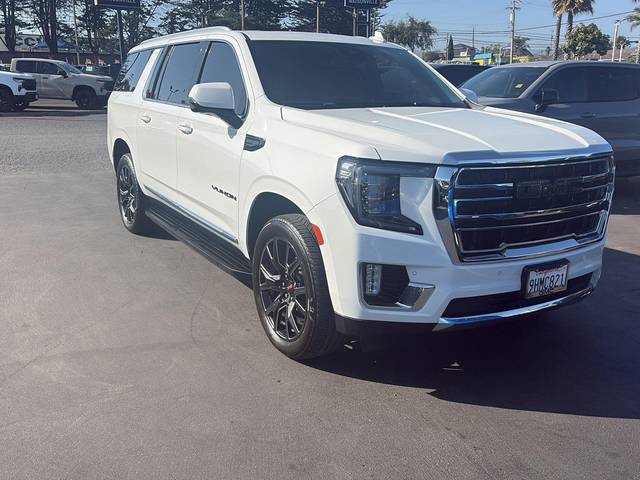 2023 GMC Yukon XL SLT RWD photo