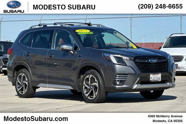 2023 Subaru Forester Touring AWD photo