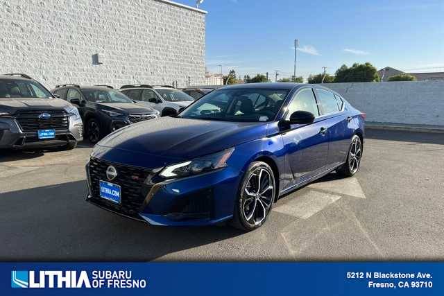 2023 Nissan Altima 2.5 SR FWD photo