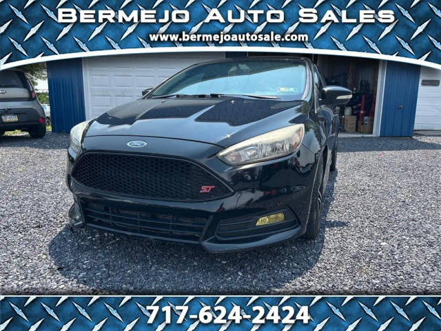 2016 Ford Focus ST FWD photo