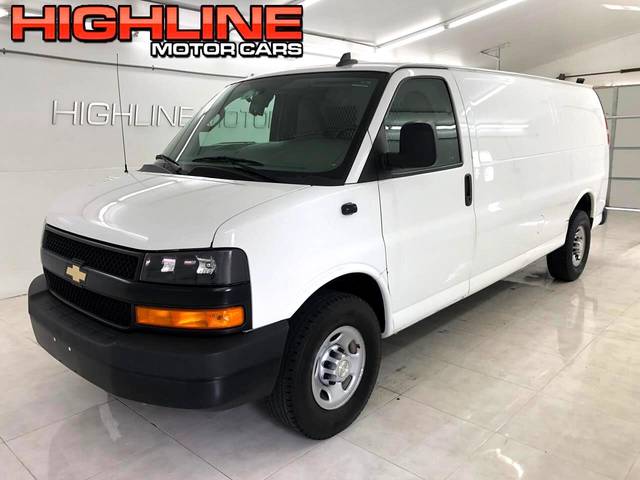 2019 Chevrolet Express Cargo  RWD photo