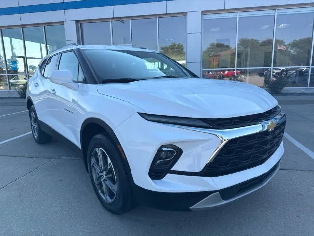 2023 Chevrolet Blazer LT FWD photo