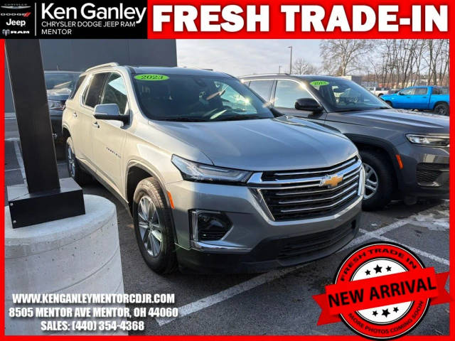 2023 Chevrolet Traverse LT Cloth AWD photo