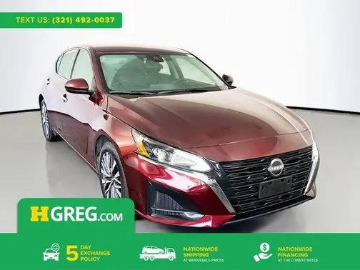 2023 Nissan Altima 2.5 SV FWD photo