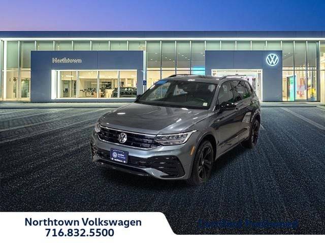 2023 Volkswagen Tiguan SE R-Line Black FWD photo