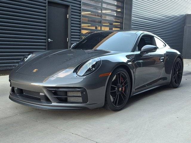 2023 Porsche 911 Carrera GTS RWD photo