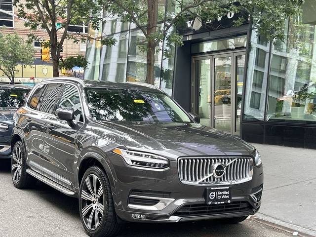 2023 Volvo XC90 Ultimate AWD photo