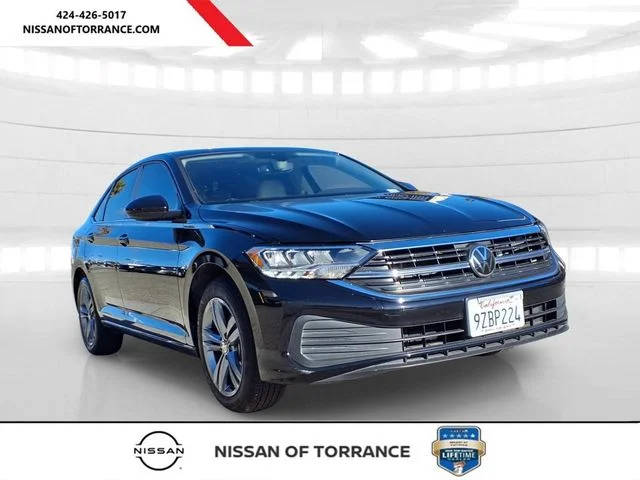2023 Volkswagen Jetta SE FWD photo