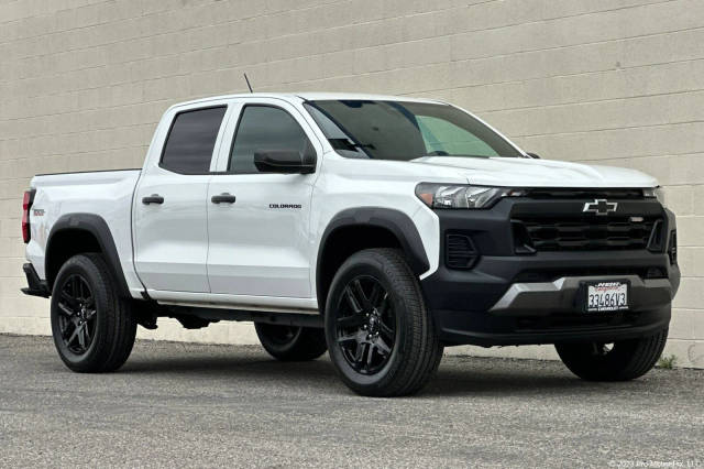 2023 Chevrolet Colorado 4WD Trail Boss 4WD photo