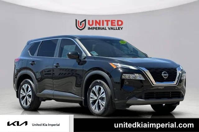 2023 Nissan Rogue SV FWD photo