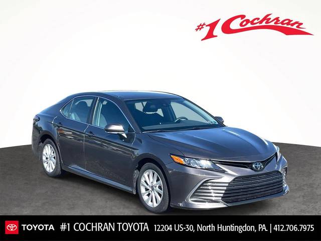 2023 Toyota Camry LE FWD photo