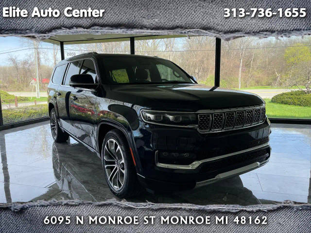 2023 Jeep Grand Wagoneer L Series II 4WD photo