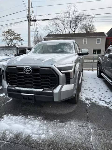 2023 Toyota Tundra SR5 4WD photo