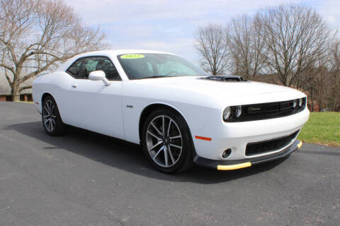 2023 Dodge Challenger R/T RWD photo
