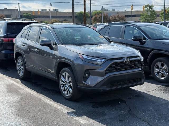 2023 Toyota RAV4 XLE Premium FWD photo