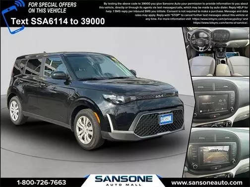 2023 Kia Soul LX FWD photo