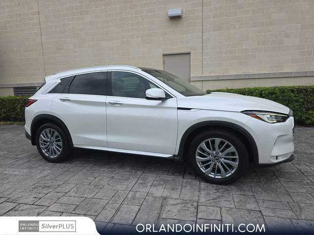 2023 Infiniti QX50 LUXE FWD photo