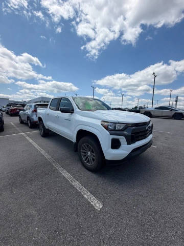 2023 Chevrolet Colorado 2WD LT RWD photo