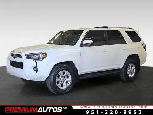 2023 Toyota 4Runner SR5 RWD photo