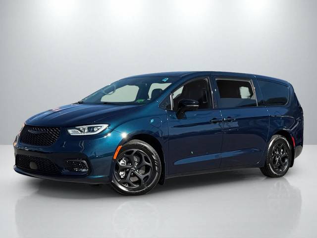 2023 Chrysler Pacifica Minivan Hybrid Limited FWD photo