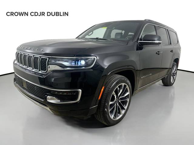 2023 Jeep Wagoneer Series III 4WD photo