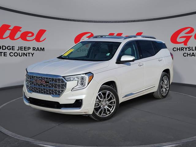 2023 GMC Terrain Denali AWD photo