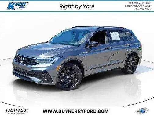 2023 Volkswagen Tiguan SE R-Line Black FWD photo