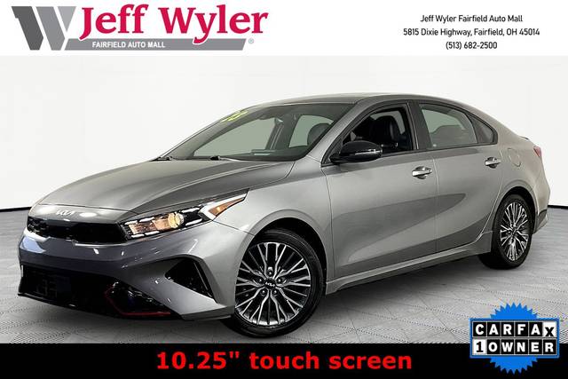 2023 Kia Forte GT-Line FWD photo