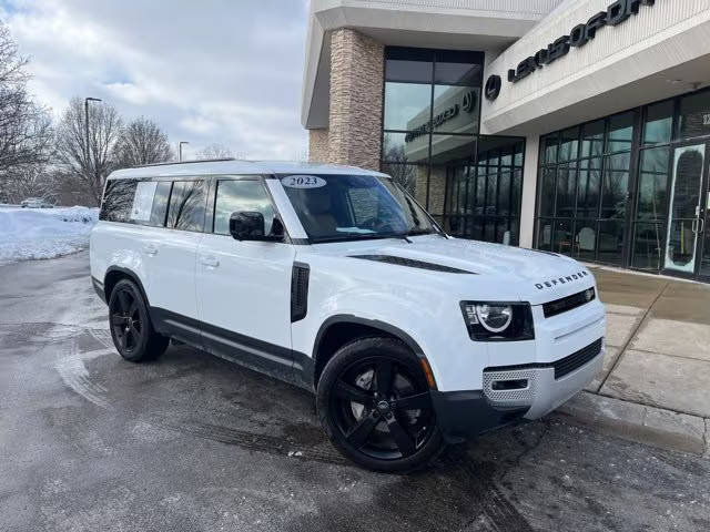 2023 Land Rover Defender 130 S 4WD photo