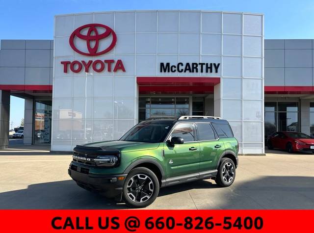 2023 Ford Bronco Sport Outer Banks 4WD photo