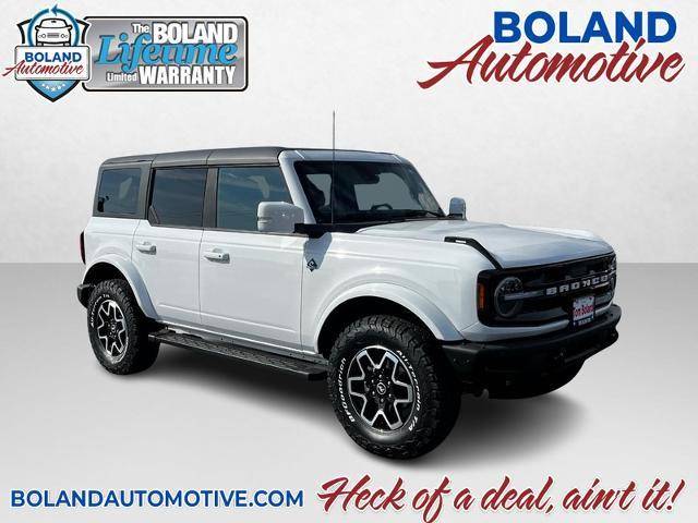 2023 Ford Bronco 4 Door Outer Banks 4WD photo