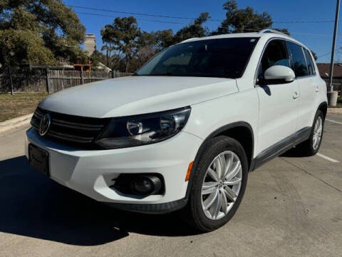 2015 Volkswagen Tiguan SE FWD photo