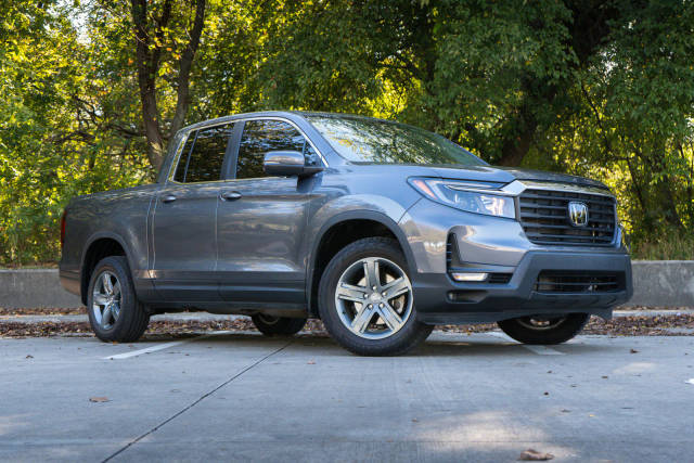 2023 Honda Ridgeline RTL AWD photo