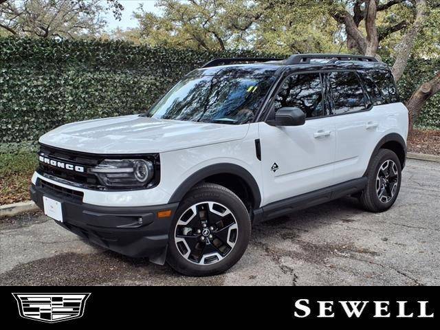 2023 Ford Bronco Sport Outer Banks 4WD photo